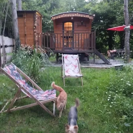 Terra Bosca Roulotte * Cambounes