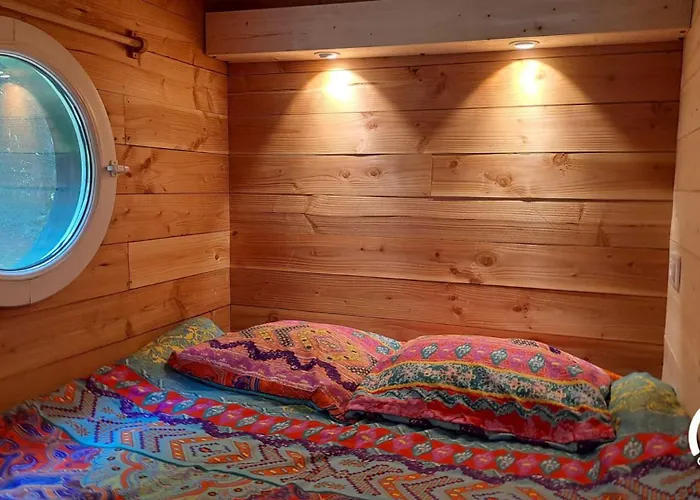 Terra Bosca Roulotte * Cambounes